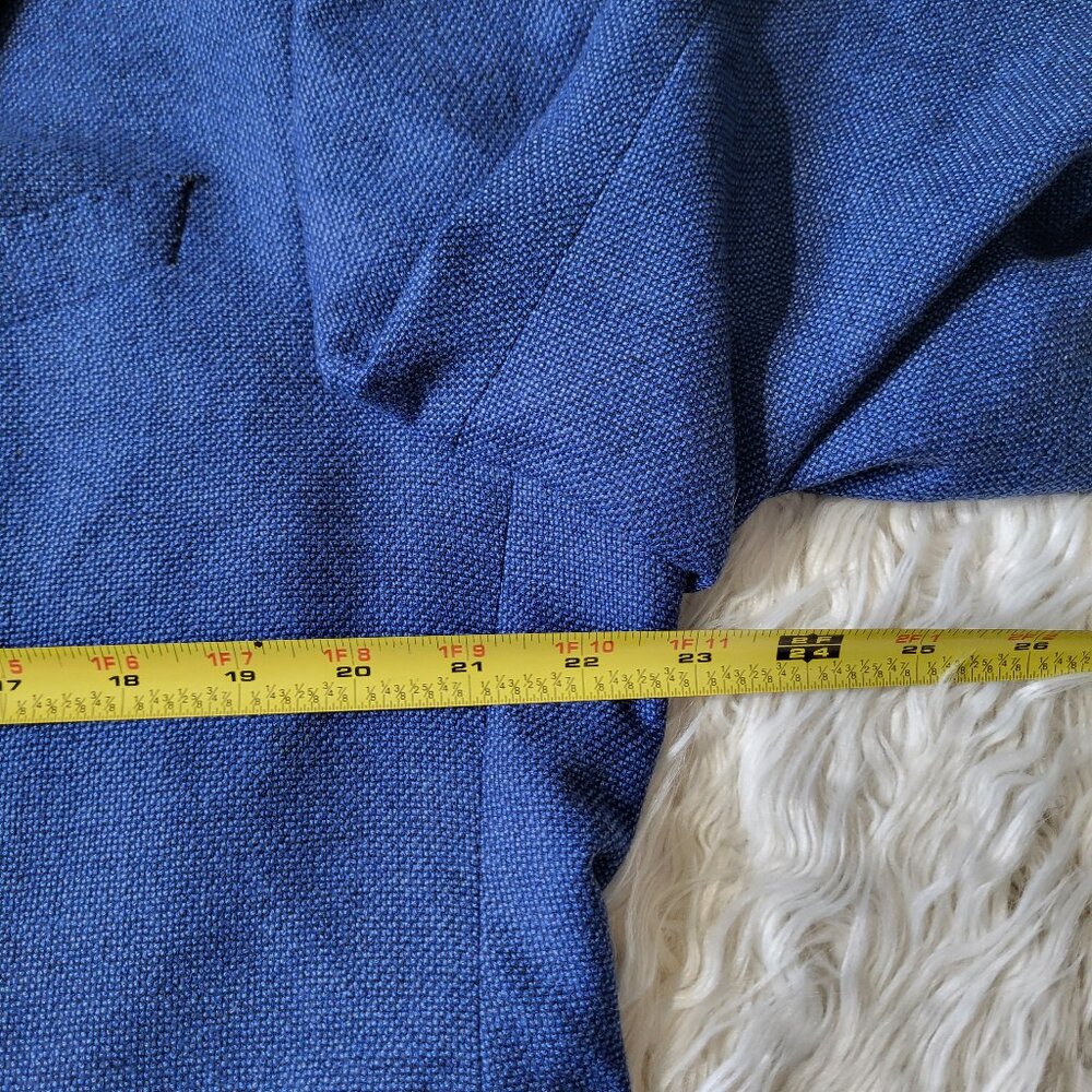 Giorgio Armani Men's Navy Vergin Wool Blazer – Made in Italy – Size 56 (EU) - Picture 13 of 14